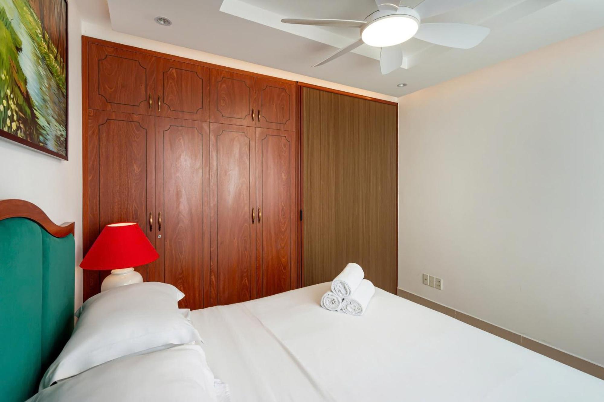 Otis Bui Vien Center Apartment *