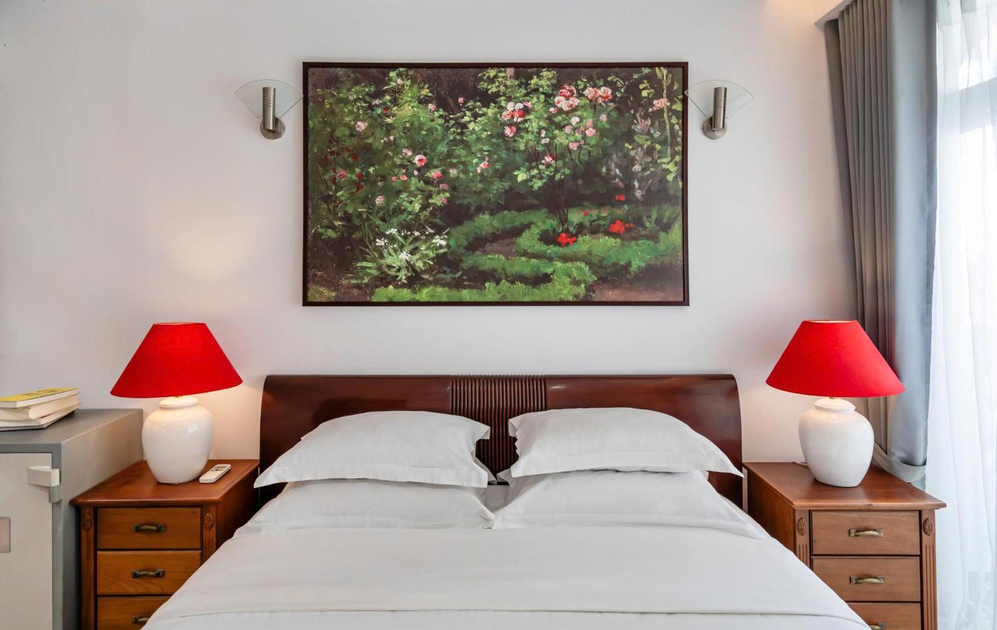 Otis Bui Vien Center * Ho Chi Minh City