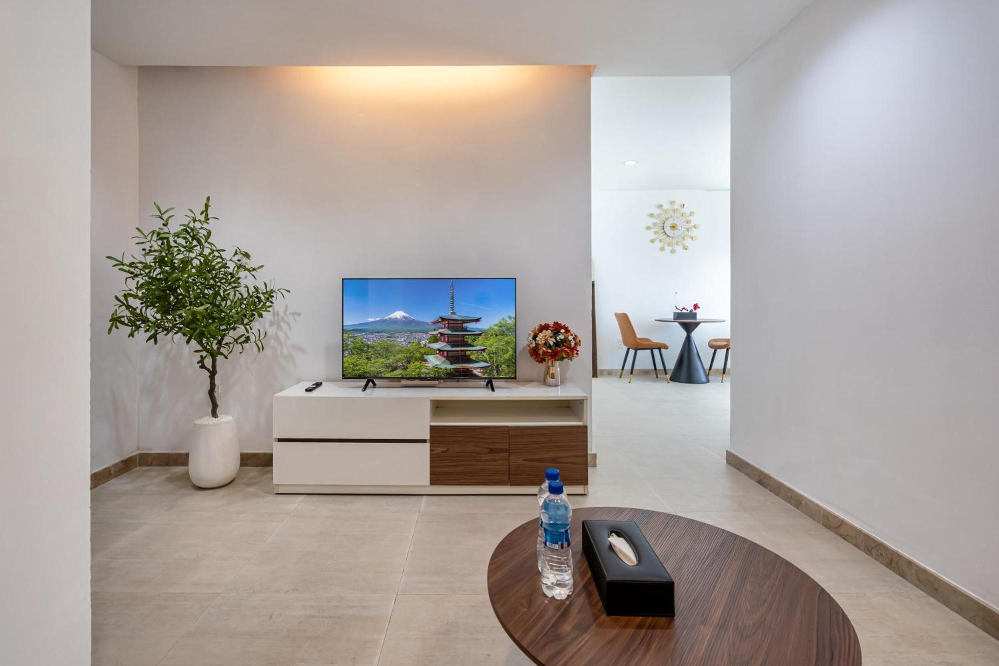 Otis Bui Vien Center Apartment